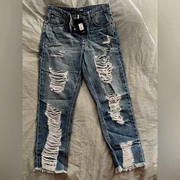 Women’s Fashion Nova Boyfriend Jeans size 5 (US 25) - Picture 1 of 2